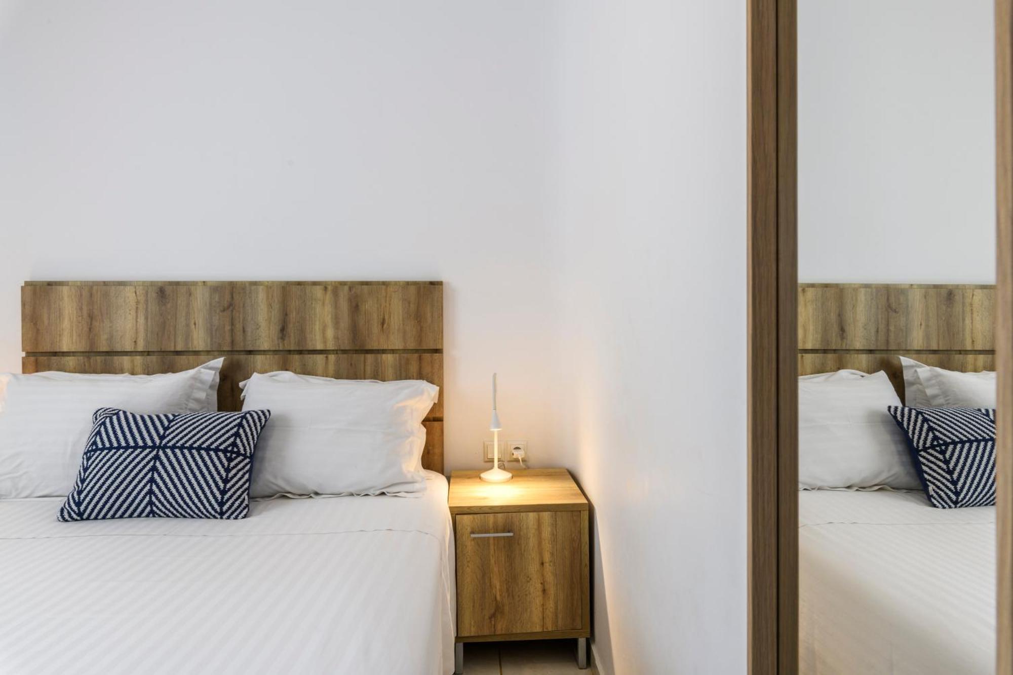 Mykonos Residence Villas & Suites Merchia Beach 外观 照片